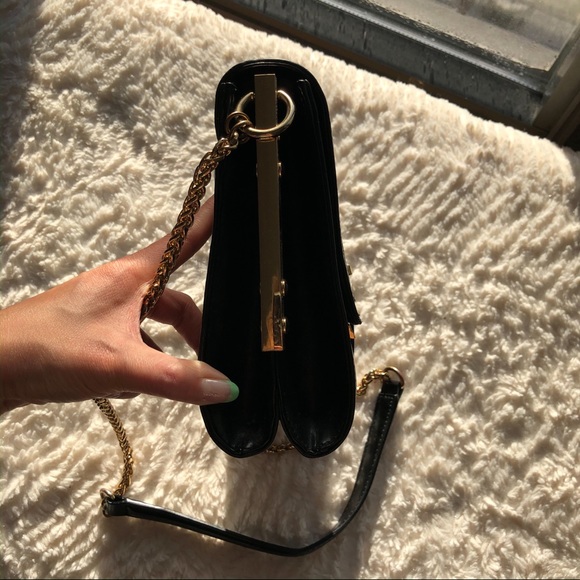 Vince Camuto Leila Black Leather Cross Body Bag - Picture 7 of 9